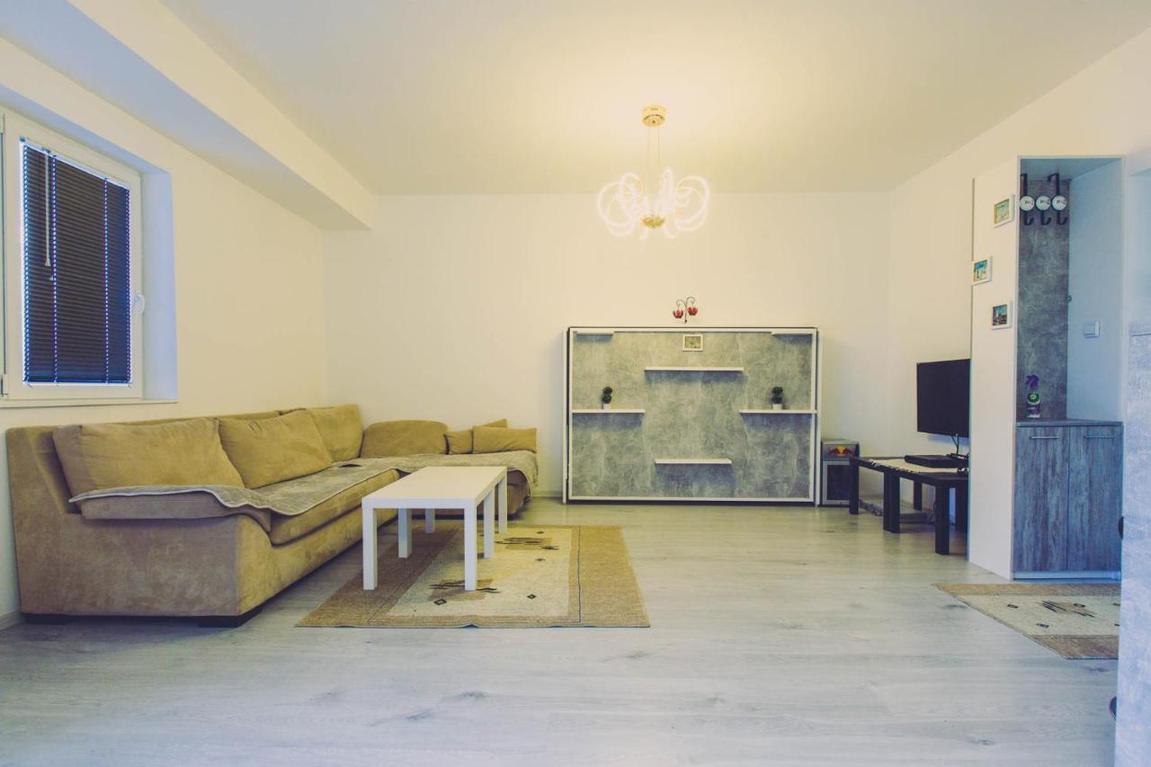 Hristovi Apartments Skopje Eksteriør bilde